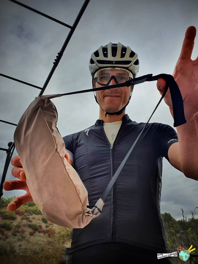 compression anorak trail series specialized