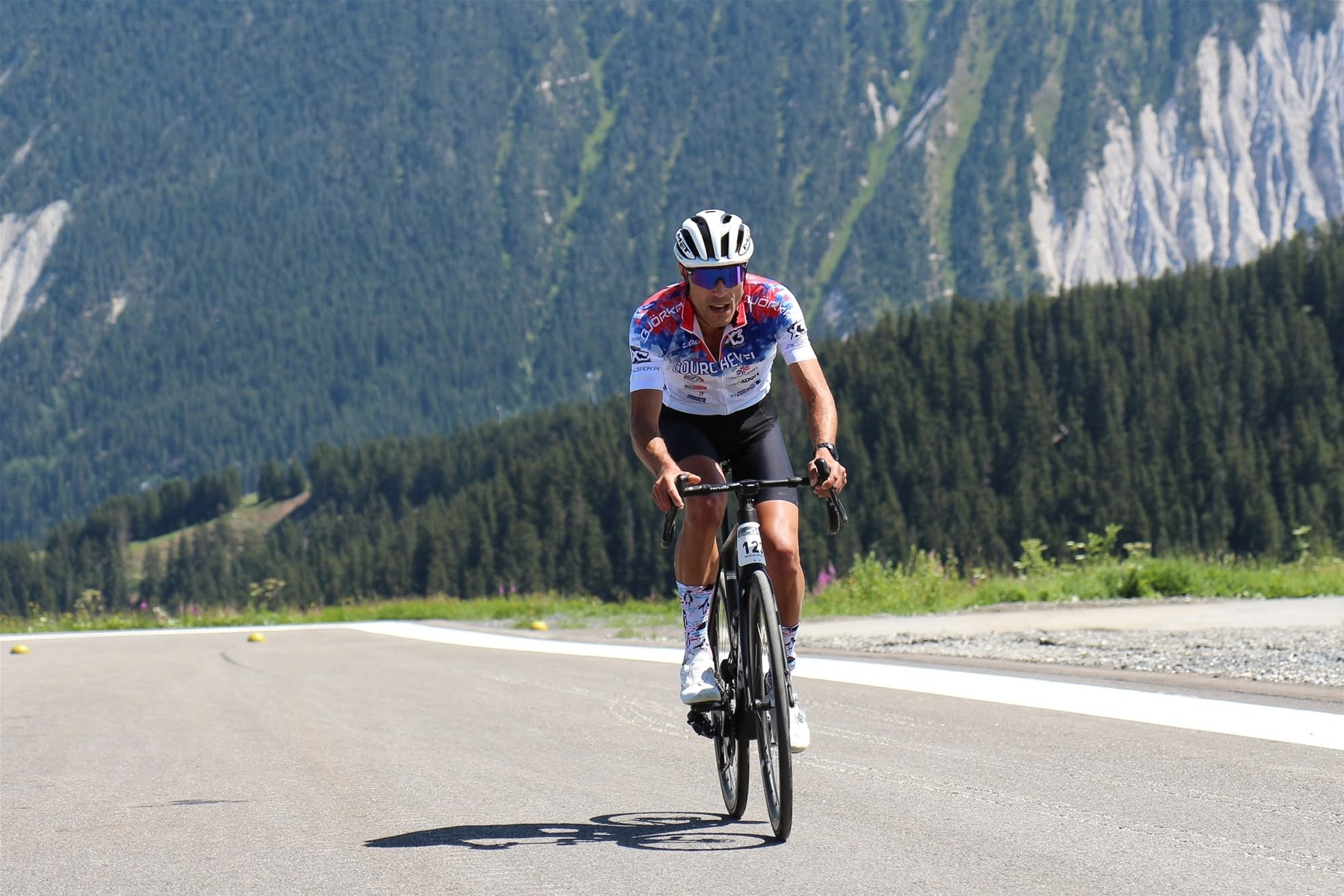 x3 courchevel vélo altiport